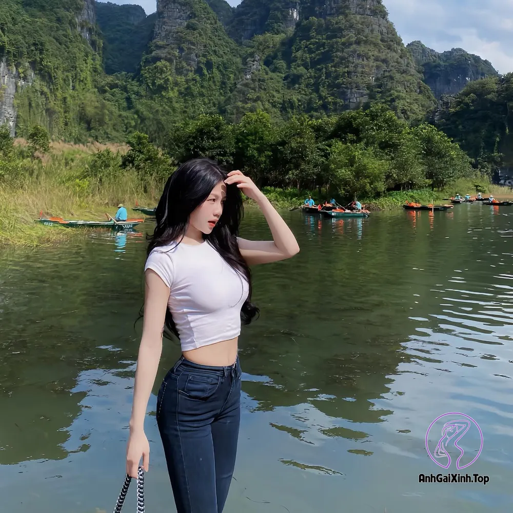 Hình ảnh gái Việt sexy khoe thân hình nóng bỏng nhất