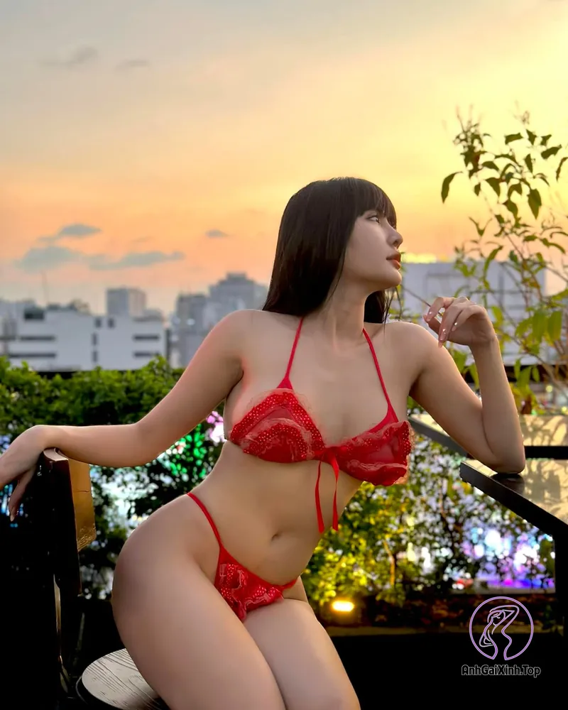 Võ Huỳnh Ngọc Phụng bikini