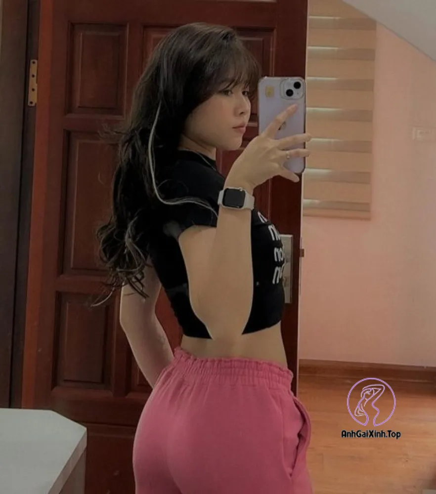 Ảnh Bùi Thị Bích Diệp sexy khoe mông tròn nóng bỏng 