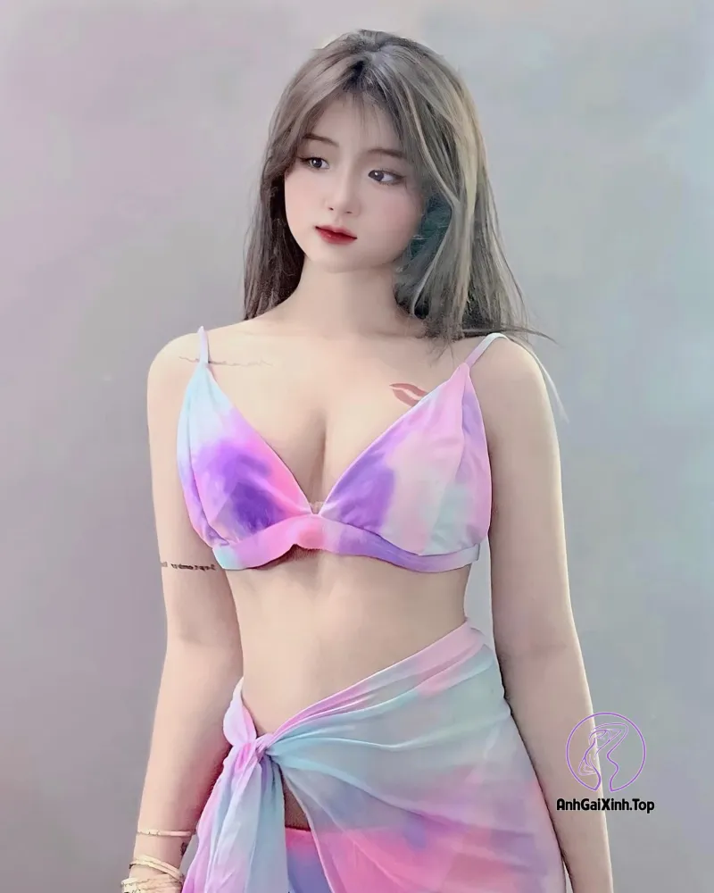 Hình ảnh tiktok trần ngọc tuyền bikini vú trắng nõn ngọt nước 